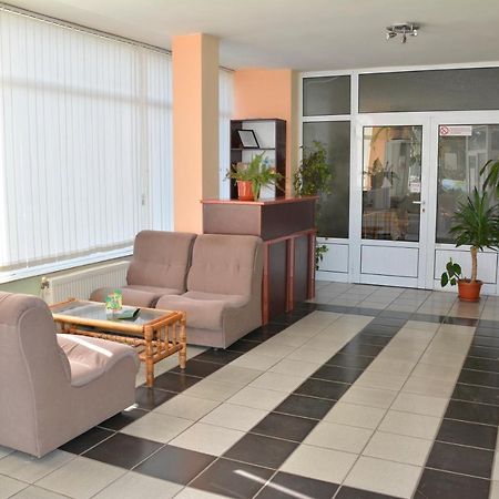 Hotel Wesso 卡瓦尔纳 外观 照片